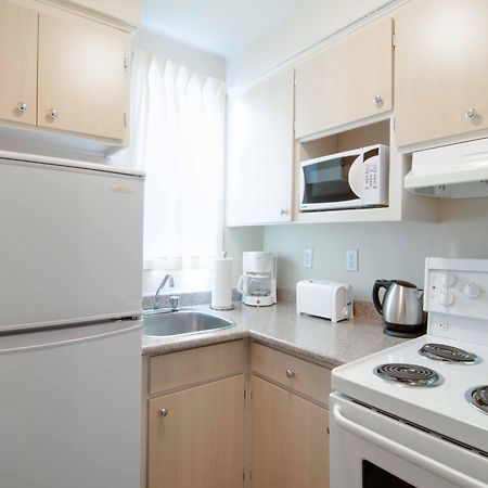 La Tour Belvedѐre Hotel Montréal Kamer foto