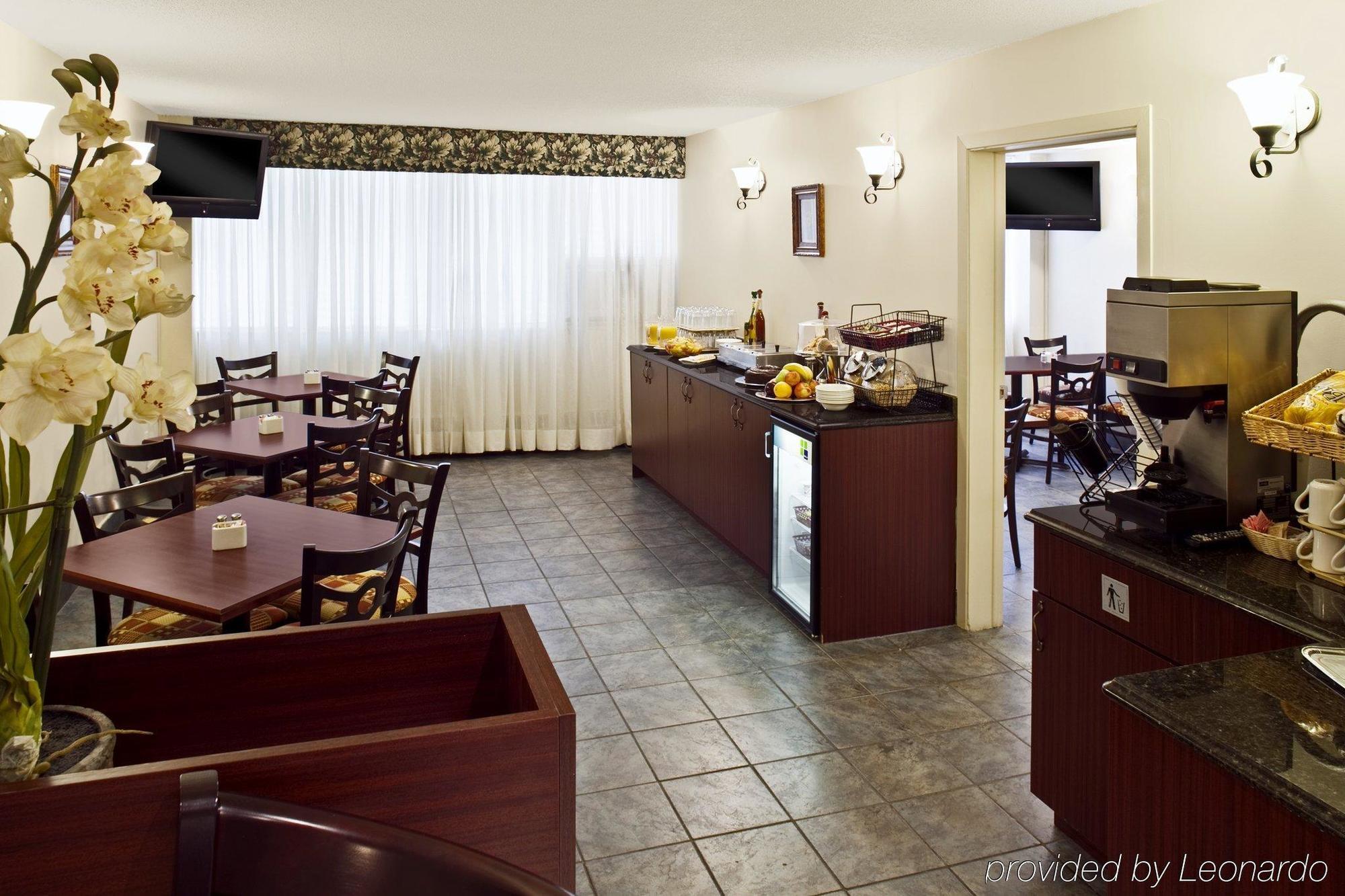 La Tour Belvedѐre Hotel Montréal Restaurant foto