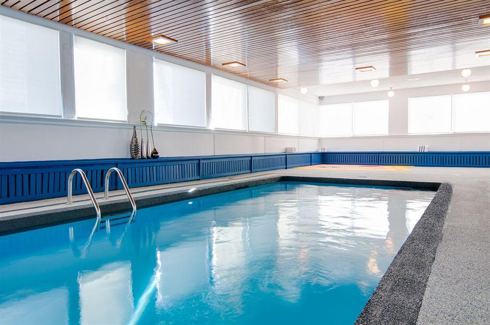 La Tour Belvedѐre Hotel Montréal Buitenkant foto