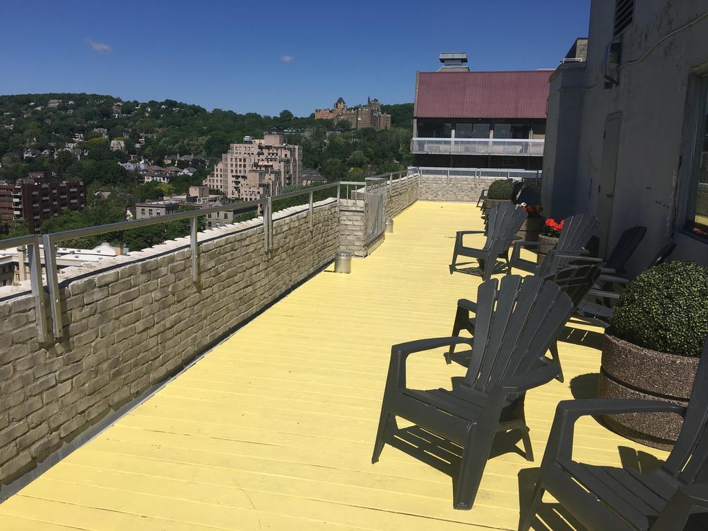 La Tour Belvedѐre Hotel Montréal Buitenkant foto